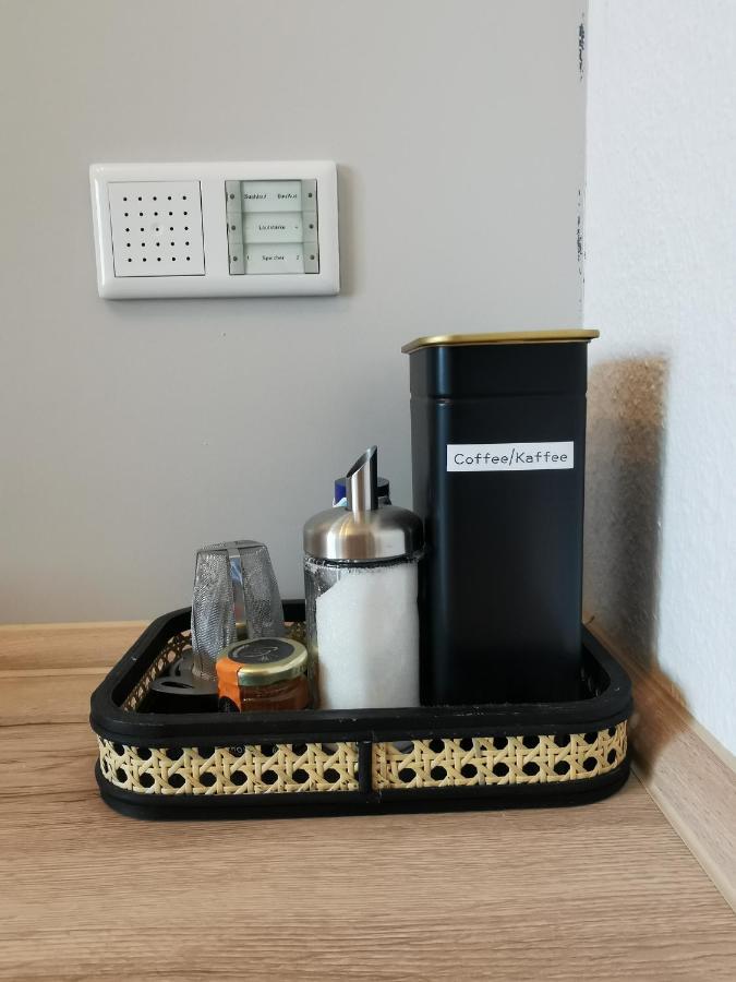 אמדן Up Wulkje21 Neu Renovierte Wohnung Mit Pkw Stellplatz מראה חיצוני תמונה